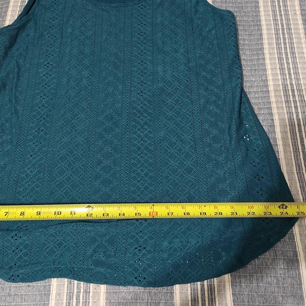 Grane Deep Teal Sleeveless Lace Top - Picture 7 of 9